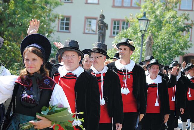 Bild 16: Bilder vom Jubiläumsumzug der 550. Waldshuter Chilbi mit 2000 Teilnehmern
