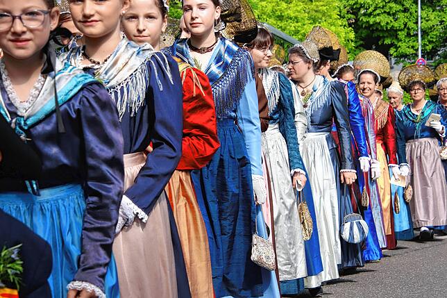 Bild 23: Trachten im Jubiläumsjahr: Erster großer Auftritt bei der Schwedenprozession