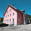 Die Wohnungen im Gemeindehaus in Urach sind derzeit nicht belegt. Ein komplettes Gebäude    in städtischem Besitz und direkt in ...