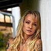 Christin Stark, 32, zählt zu den erfolgreichsten deutschen Schlagersängern (aktuelles Album: &bdquo;Stark&ldquo;, Ariola). Sie lebt mit ...