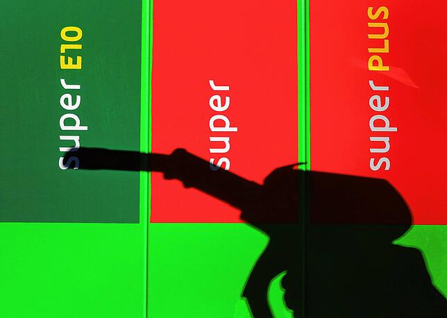 Tanken: Fest steht bereits, dass die Kraftstoffpreise durch das Klimapaket steigen werden.