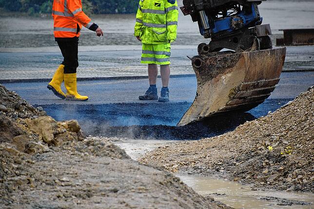Bild 20: Wieder Hochwasser: So sieht es gerade an der L194-Baustelle beim Stockacher Freibad aus