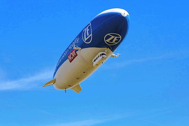 Ein Flug mit dem Zeppelin ist für viele ein Traum. Für Gerda Metze ist der Wunsch schon zum dritten Mal in Erfüllung gegangen.