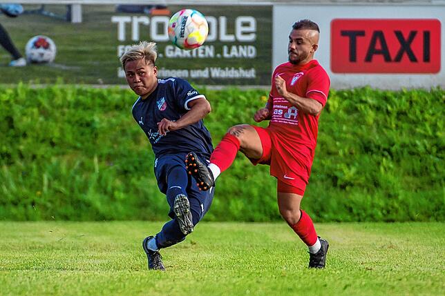 Bild 5: VfB Waldshut verliert gegen den SV RW Ballrechten-Dottingen mit 1:3 &ndash; wir haben Bilder!