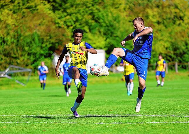 Bild 16: Unsere Bildergalerie vom Landesligaspiel zwischen dem FC Radolfzell und dem FC Singen