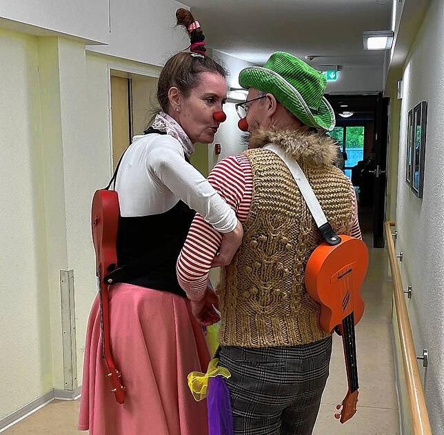 Kleo (links) und Fridolin sind im Königin Paulinenstift das Komikerduo der Roten Nasen.
