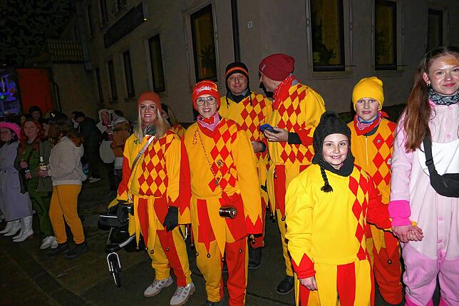 Bild 17: Riedböhringen ist ab sofort in Narrenhand. Nachtumzug eröffnet dreitägiges Narrentreffen.