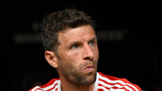 Thomas Müller verdient bei seinem neuen Klub deutlich weniger als in München.