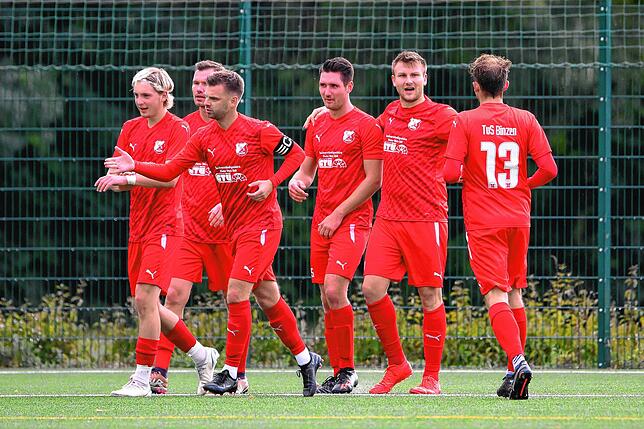 Bild 11: TuS Binzen gewinnt mit 4:0 gegen SG FC Wehr/Brennet &ndash; und wir haben Bilder!