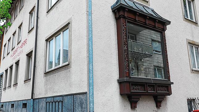 Das Stammhaus der Hubert Herr Uhrenfabrik und Holzschnitzereien, für die es keine Hoffnung mehr gibt.