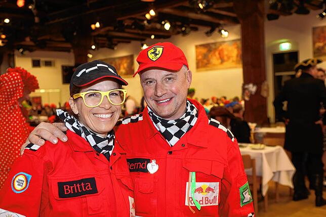 Bild 24: Narren und Mäschgerle strömen ins Konzil &ndash; Sie alle sind bei der SWR-Fernsehfasnacht dabei
