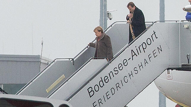 Bild : Warum Bundeskanzlerin Angela Merkel auf dem Weg nach Davos einen Zwischenstopp in Friedrichshafen einlegte