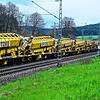 Imposante Länge: der Umbauzug hat eine Grundlänge von 200 Metern und kann mittels Material- und Silowaggons auf bis zu 70 Meter ...