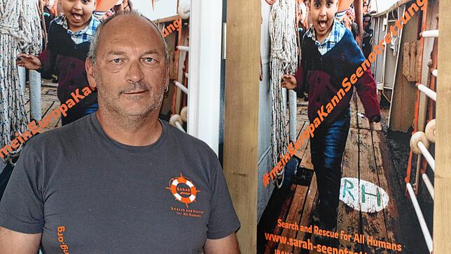 Das ist Thomas Nuding. Der Geschäftsführer der SAR ah Seenotrettung will mit seinen Mitgesellschaftern ein Boot bauen lassen, um ...