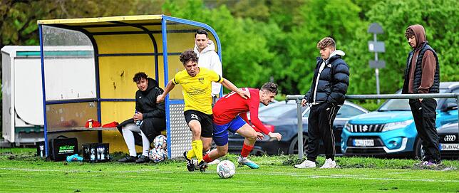 Bild 5: Die besten Bilder vom Spitzenspiel der Bezirksliga Bodensee zwischen Öhningen-Gaienhofen und Salem!