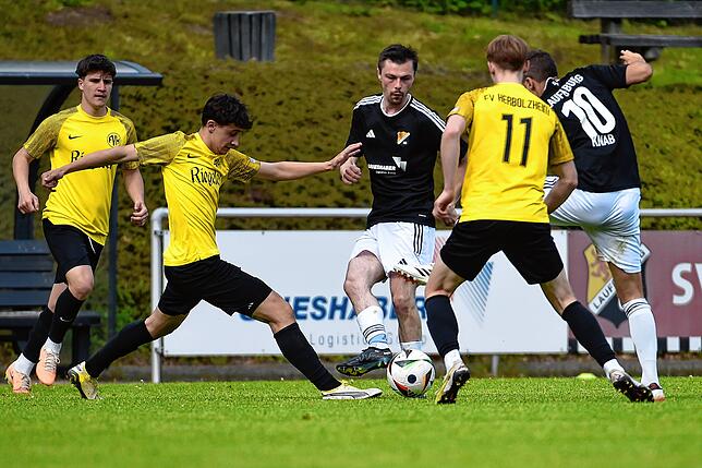 Bild 21: SV 08 Laufenburg spielt 1:1 gegen FV Herbolzheim – und wir haben Bilder!