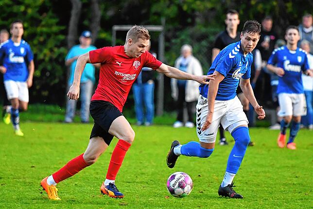 Bild 8: FC Hochrhein unterliegt klar mit 1:4 bei den SF Schliengen &ndash; und wir haben Bilder!