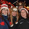 Die Besuchergruppe aus der Gegend um Schorndorf fühlt sich bei ihrem ersten Besuch des Triberger Weihnachtszaubers sehr wohl. Nach ...
