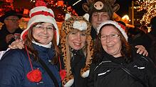 Die Besuchergruppe aus der Gegend um Schorndorf fühlt sich bei ihrem ersten Besuch des Triberger Weihnachtszaubers sehr wohl. Nach ...