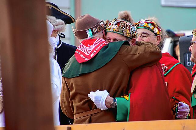 Bild 8: Der Narrenbaum steht! Die schönsten Bilder vom Narrenbaumstellen in Radolfzell