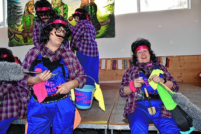 Bild 11: Honstetter Narren feiern Rosenmontag mit buntem Programm