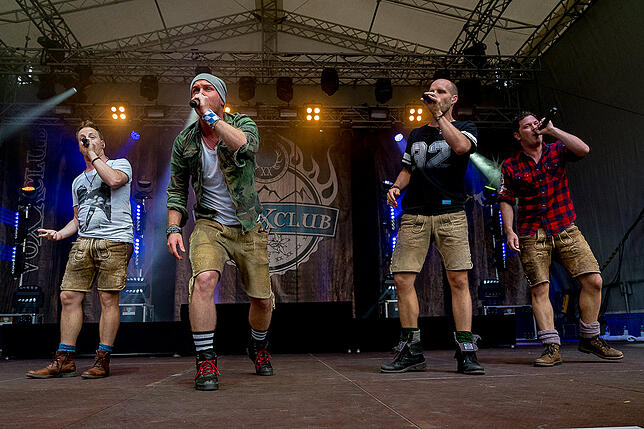 Bild 10: Alle Bilder vom Auftakt der 15. Sommersinnfonie: Volksmusiker von Voxxclub begeistern ihre Fans