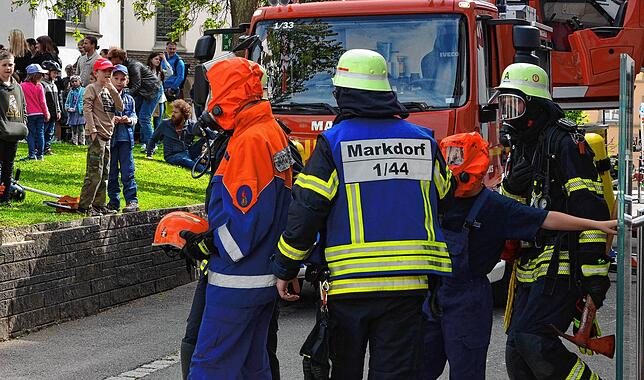 Rettung der vom Feuer Eingeschlossenen.