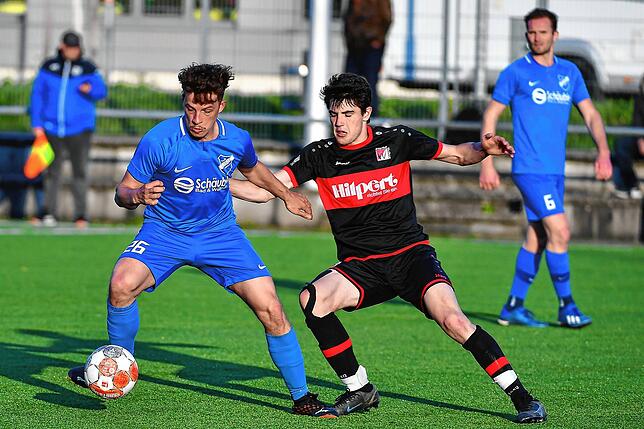 Bild 8: TuS Efringen-Kirchen gleicht in letzter Minute zum 3:3 gegen FC RW Weilheim aus &ndash; wir haben Bilder!