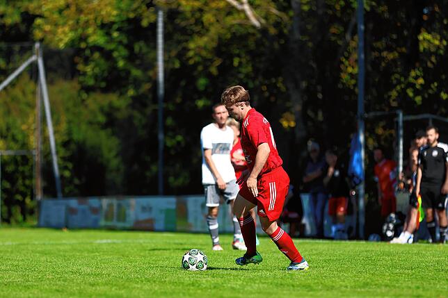 Bild 30: FC Dachsberg gewinnt Derby bei der SG Hotzenwald mit 7:2 – und wir haben Fotos!