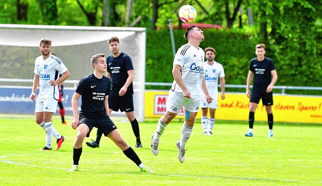 Bild 25: SV Blau-Weiß Murg besiegt SG FC Wehr/Brennet mit 2:0 – und wir haben Bilder!