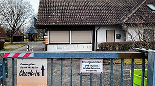 Das Empfangsgebäude auf dem Campingplatz Horn und die Zufahrt soll umgebaut werden.