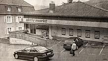 Der Edeka-Markt Sulger an der Laufenburger Andelsbachstraße im Jahr 2000 kurz vor seiner Schließung. An seiner Stelle steht heute ein ...