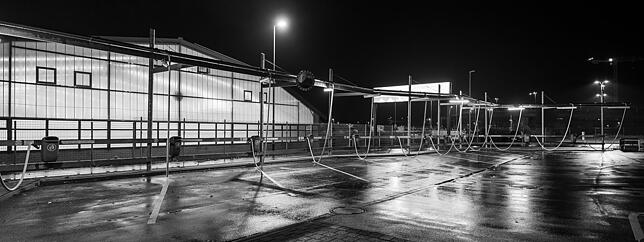 Gespenstische Stimmung, dort wo sonst Autos gewaschen werden.