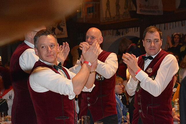 Bild 12: Narrentreffen der Urviecher-Zunft: Bilder vom Bunten Abend