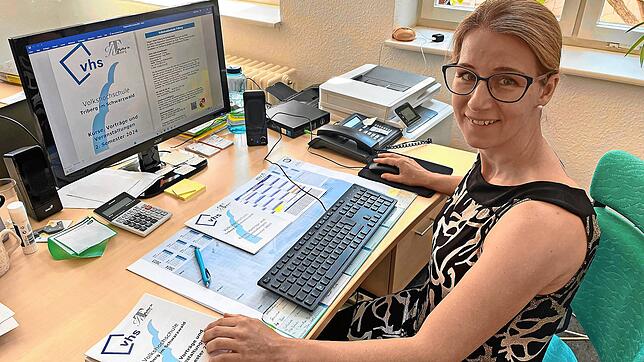 „Online-Angebote gehören heutzutage einfach dazu“, sagt Anja Müller, bei der Stadtverwaltung Triberg zuständig für die Volkshochschule. ...