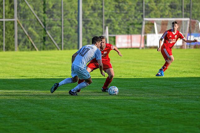 Bild 20: SV Eggingen und TuS Stetten II trennen sich 2:2 im ersten Abstiegsspiel – und wir haben Fotos!