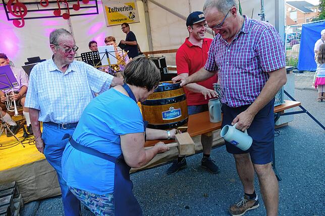 Bild 16: Musikkapelle, Bläserjugend und Gesangverein Hausen vor Wald feiern den Sommer mit hunderten Gästen