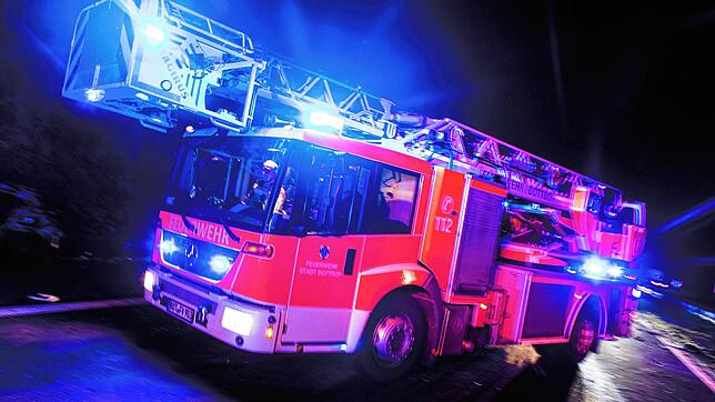 Nach einem Wohnungsbrand hat die Feuerwehr in Schwäbisch Hall eine Leiche entdeckt.
