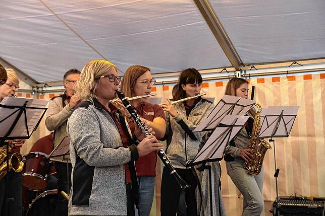 Bild 16: Birkendorfer Schopfschellenfest - Das sind die besten Bilder der Musiker