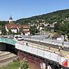 Ab 8. September ist die Waldshuter Kolpingbrücke wieder auf beiden Spuren befahrbar. Dieses Bild stammt vom Juli, als die ...