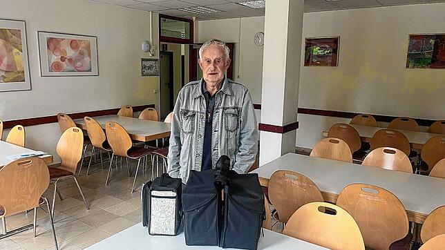 Mit gerade einmal zwei Taschen absolvierte der 90-Jährige die Reise an den Bodensee.