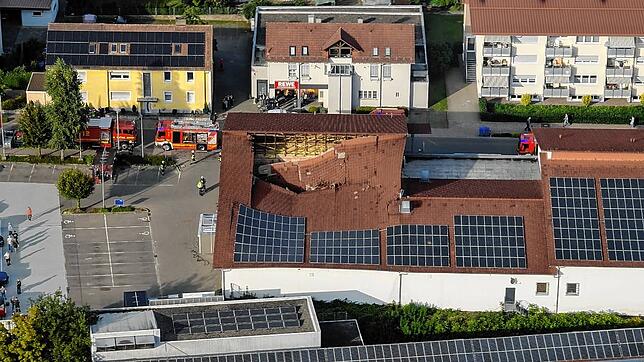 Der Rewe-Markt in Lauchringen nach dem Einsturz.