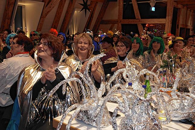 Bild 25: Die schönsten Bilder von der Frauenfasnet St. Nikolaus Markdorf
