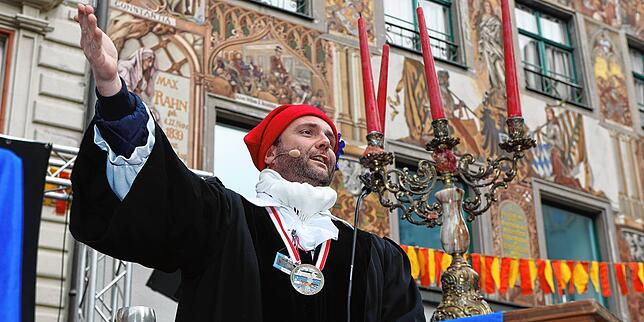Ankläger Simon Schafheitle gibt alles. Vergeblich, der Angeklagte kommt davon.