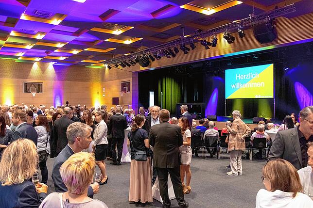 Bild 18: Bilder vom Festakt zur Eröffnung der Waldshuter Stadthalle mit Sänger Max Mutzke