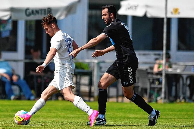 Bild 42: FC Erzingen verliert mit 2:4 bei Spitzenreiter VfR Hausen &ndash; und wir haben Bilder!