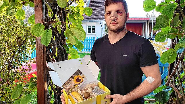 Marco Boxler ist nach der Operation wieder zuhause. Der Zuspruch, den er bekommt, macht ihm viel Mut. Auch sein Arbeitgeber steht hinter ...