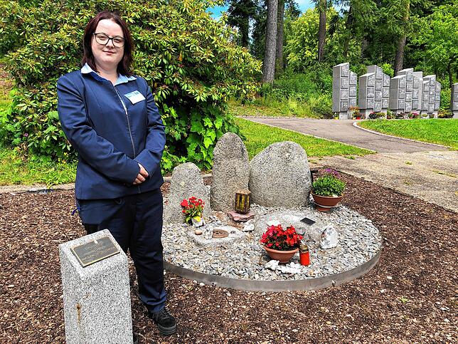 Auf dem Waldfriedhof in St. Georgen gibt es eine Gedenkstelle für anonyme Gräber. Manche Menschen wollen anonym vergraben werden, für ...