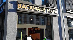 (Archivbild von Dezember 2023) Das Backhaus Mahl im Frieda-Sigrist-Weg 17 grenzt direkt an die Schottenstraße. Zahlreiche Konstanzer ...