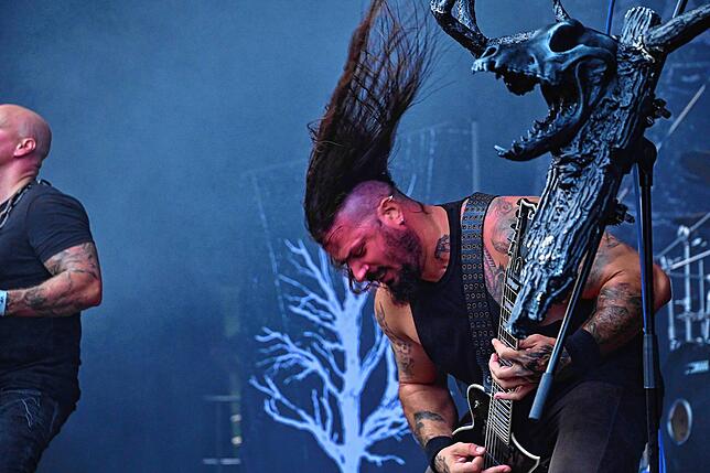 Bild 30: Tausende Metalheads feiern im Schwarzwald